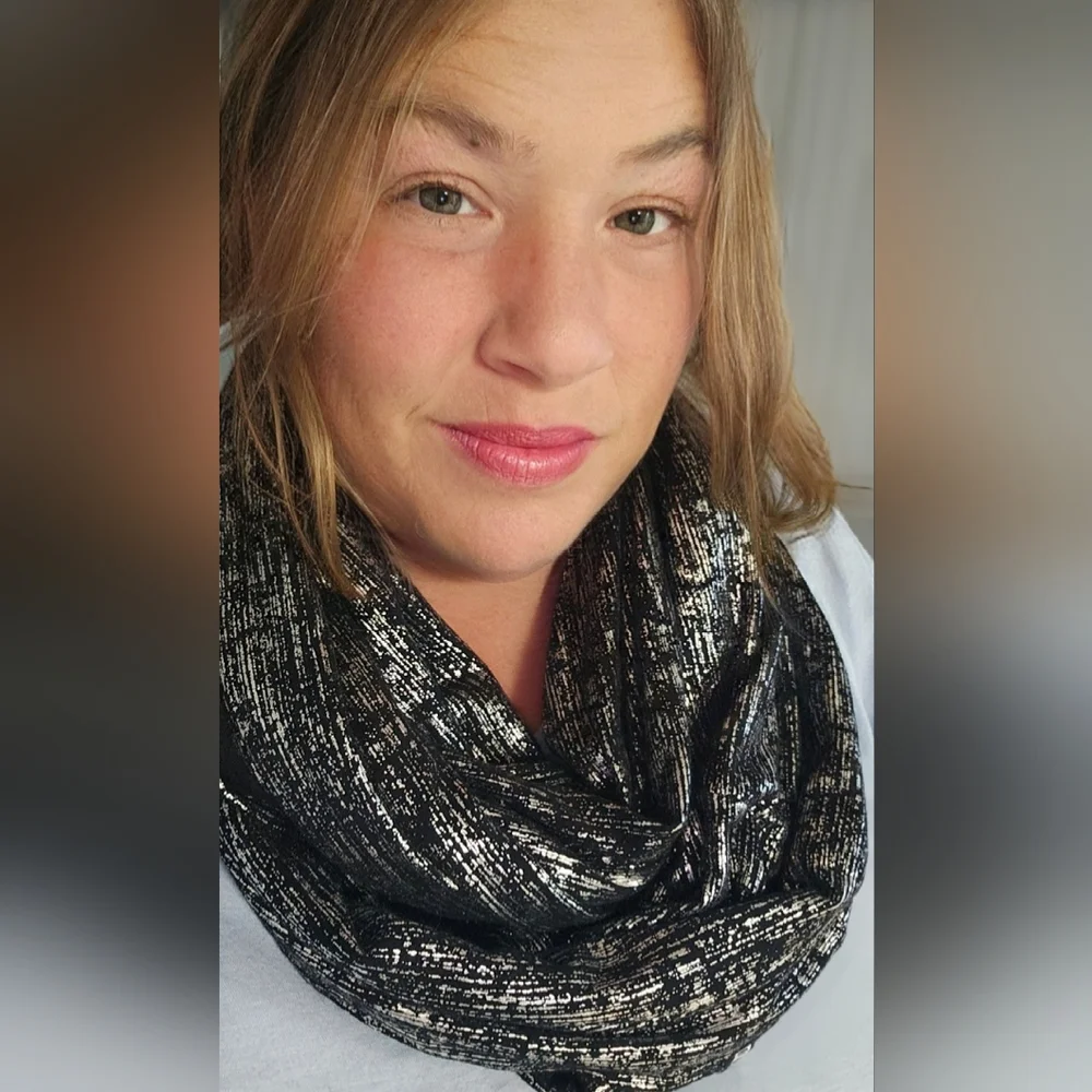 Fabletics Silver (Metallic) & Black Reversible Infinity Scarf